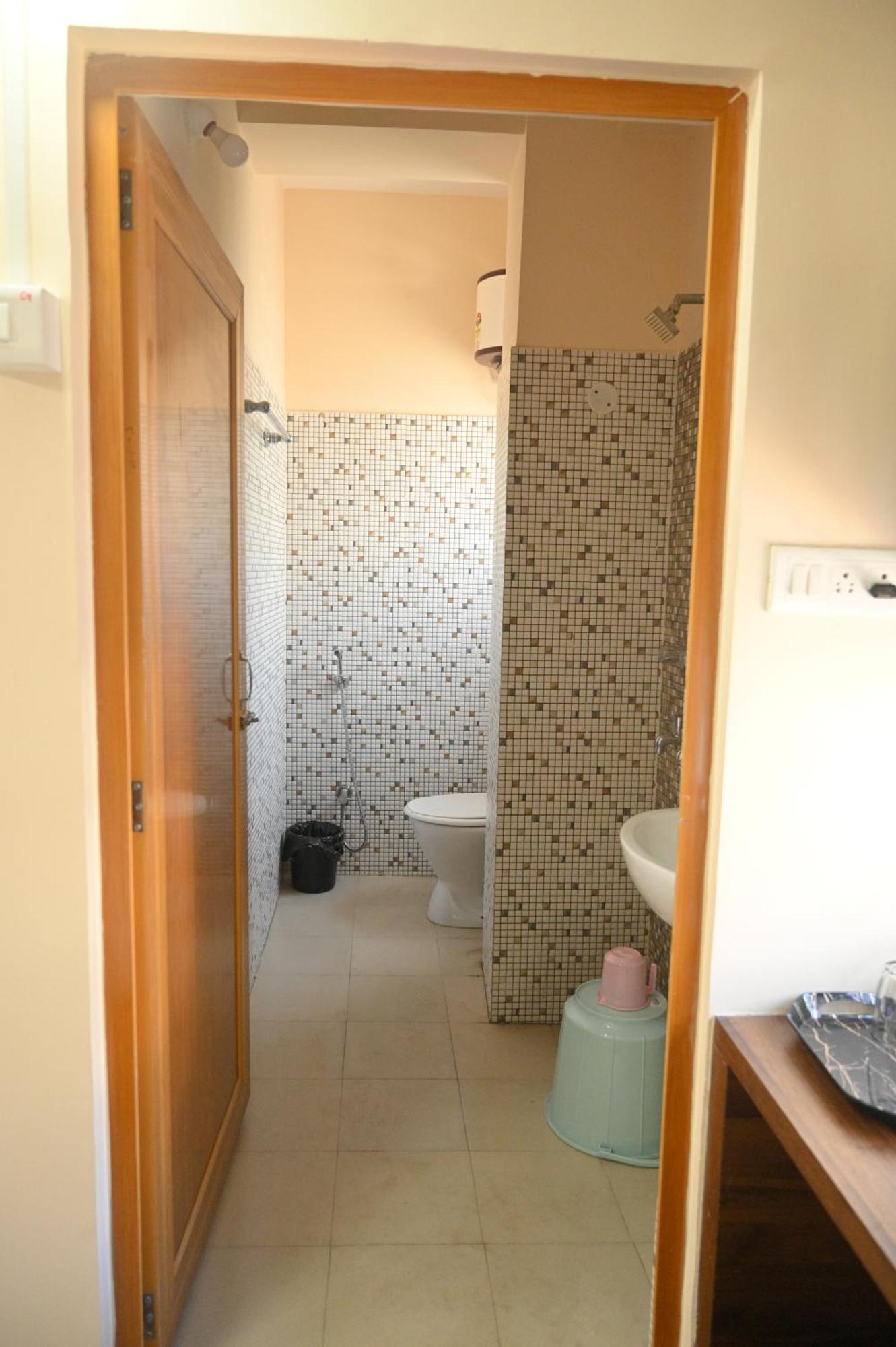 Sunflower Guest House Guwahati Dış mekan fotoğraf
