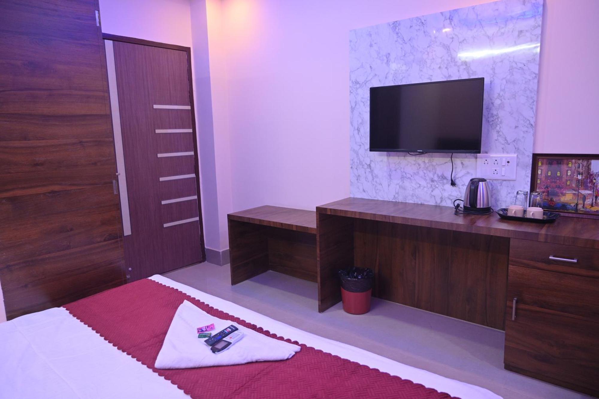 Sunflower Guest House Guwahati Dış mekan fotoğraf